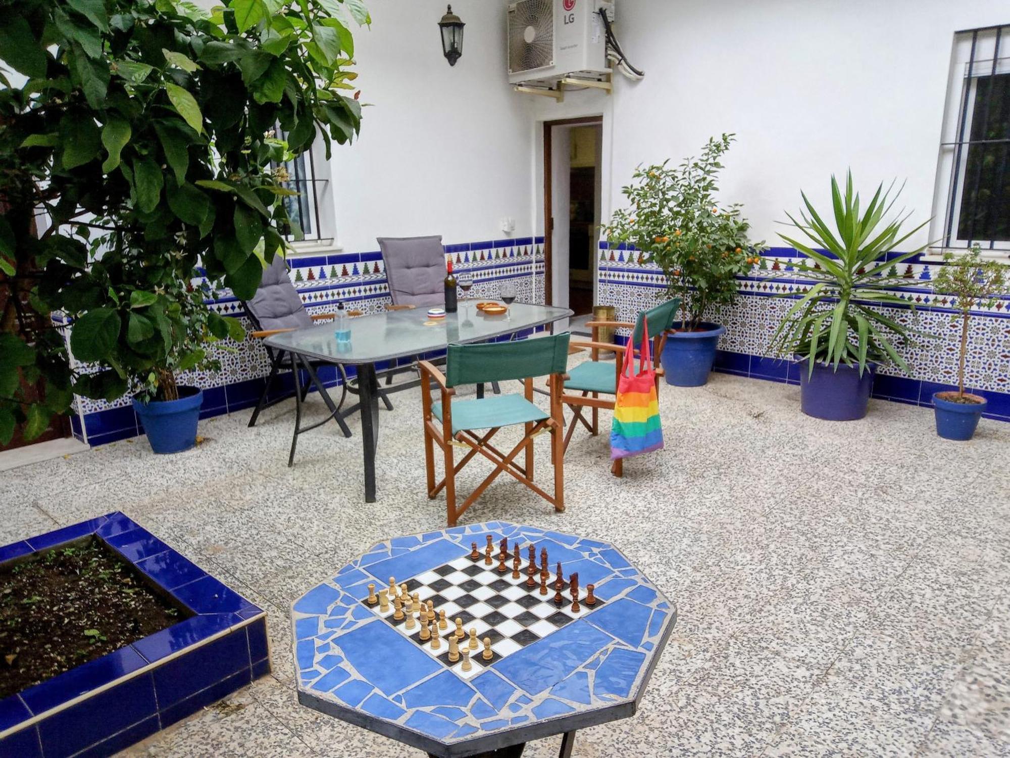 Casa Valientes B - Free Private Parking, Patio, Wifi & Ac Lägenhet Jerez de la Frontera Exteriör bild